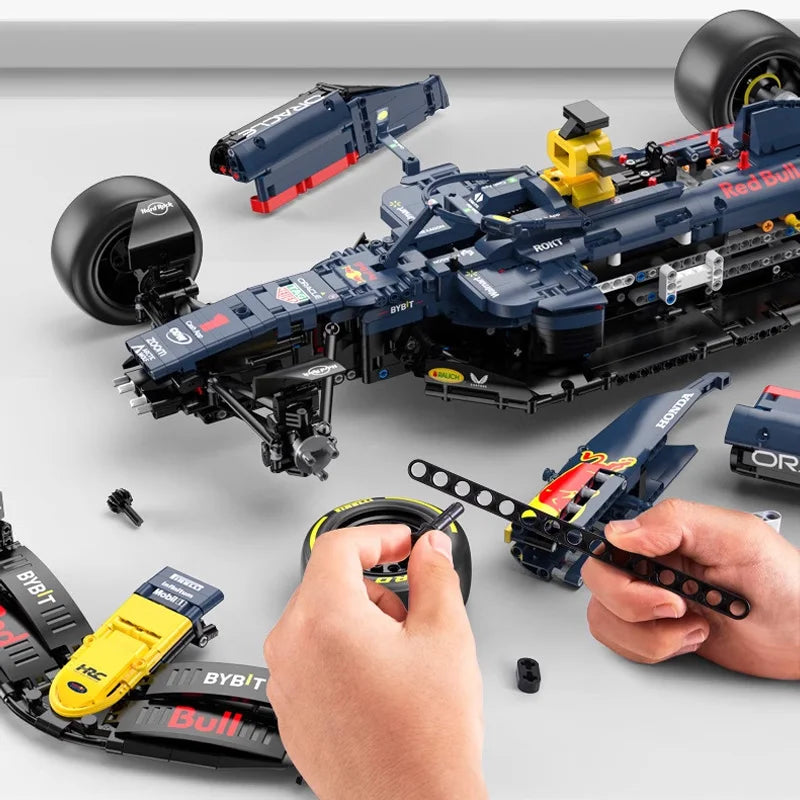 Lo último de Oracle Red Bull Racing 1:8