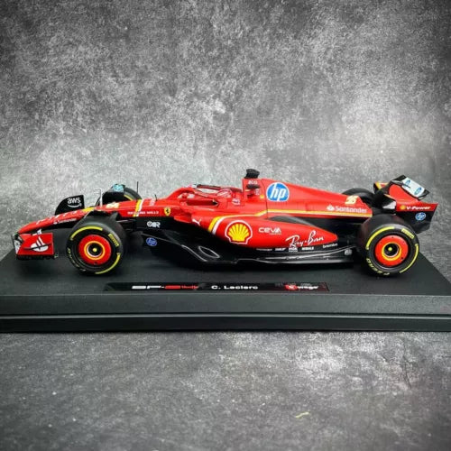 Modelo Ferrari SF-24 de fundición a presión 1:18